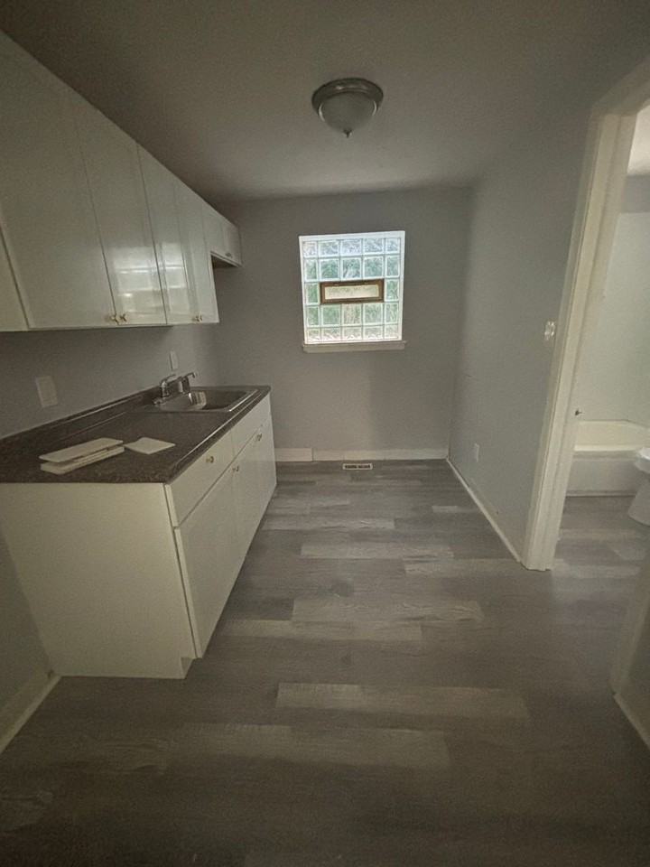 14513 MILVERTON - Photo 2 of 8