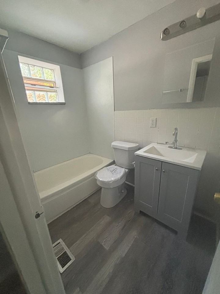 14513 MILVERTON - Photo 3 of 8