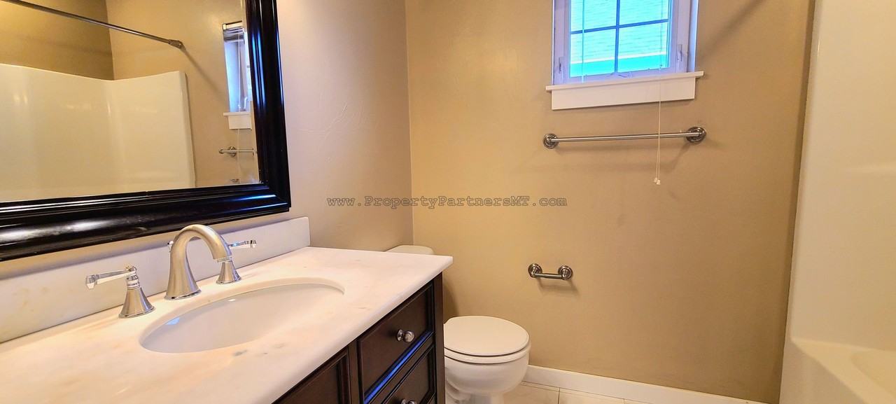 1240 Baxter Creek Way - Photo 5 of 18