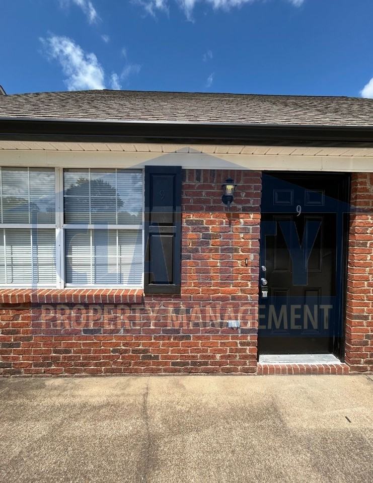 3413 Peerless Rd - Photo 2 of 22