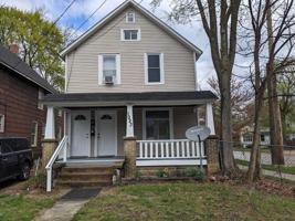 featured image of 1023 Washington Ave