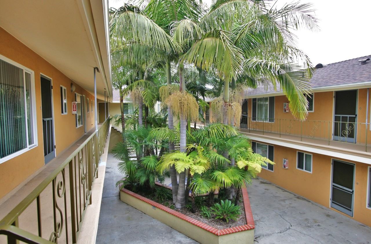 4211-4217 E. 5th Street - Photo 6 of 48