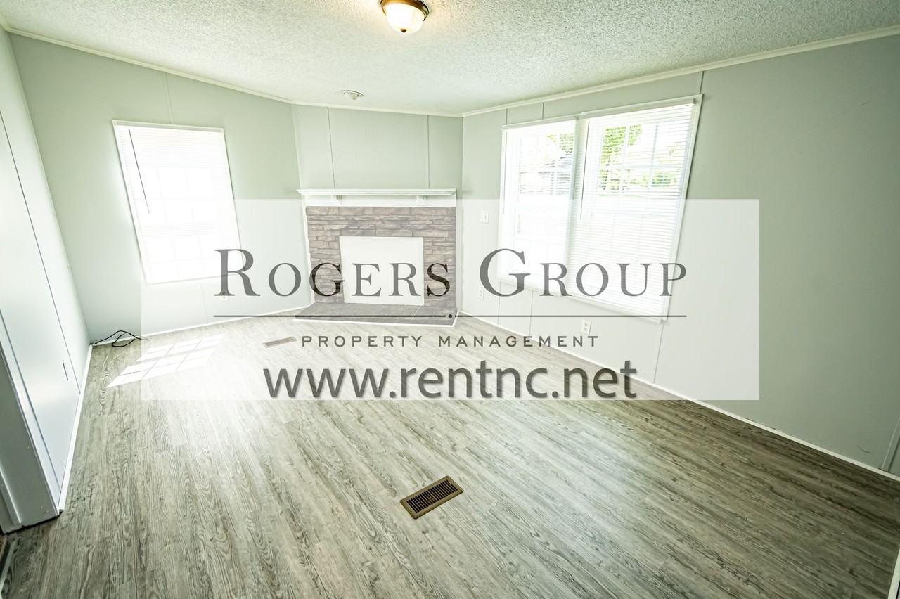 689 Blue Wing Rd - Photo 3 of 10