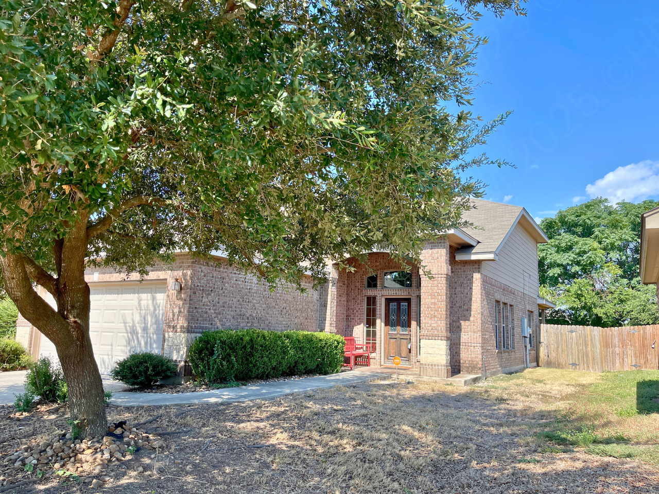 3843 Bogie Way - Photo 3 of 18