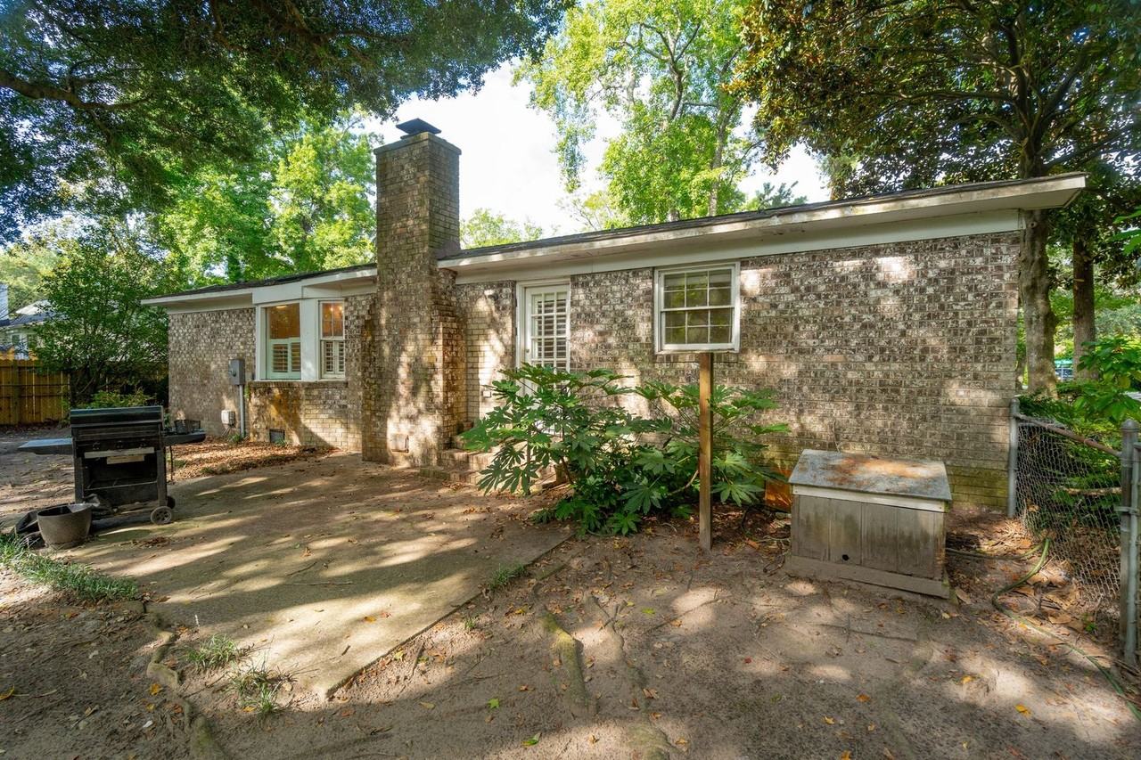 806 Abcaw Way - Photo 4 of 47