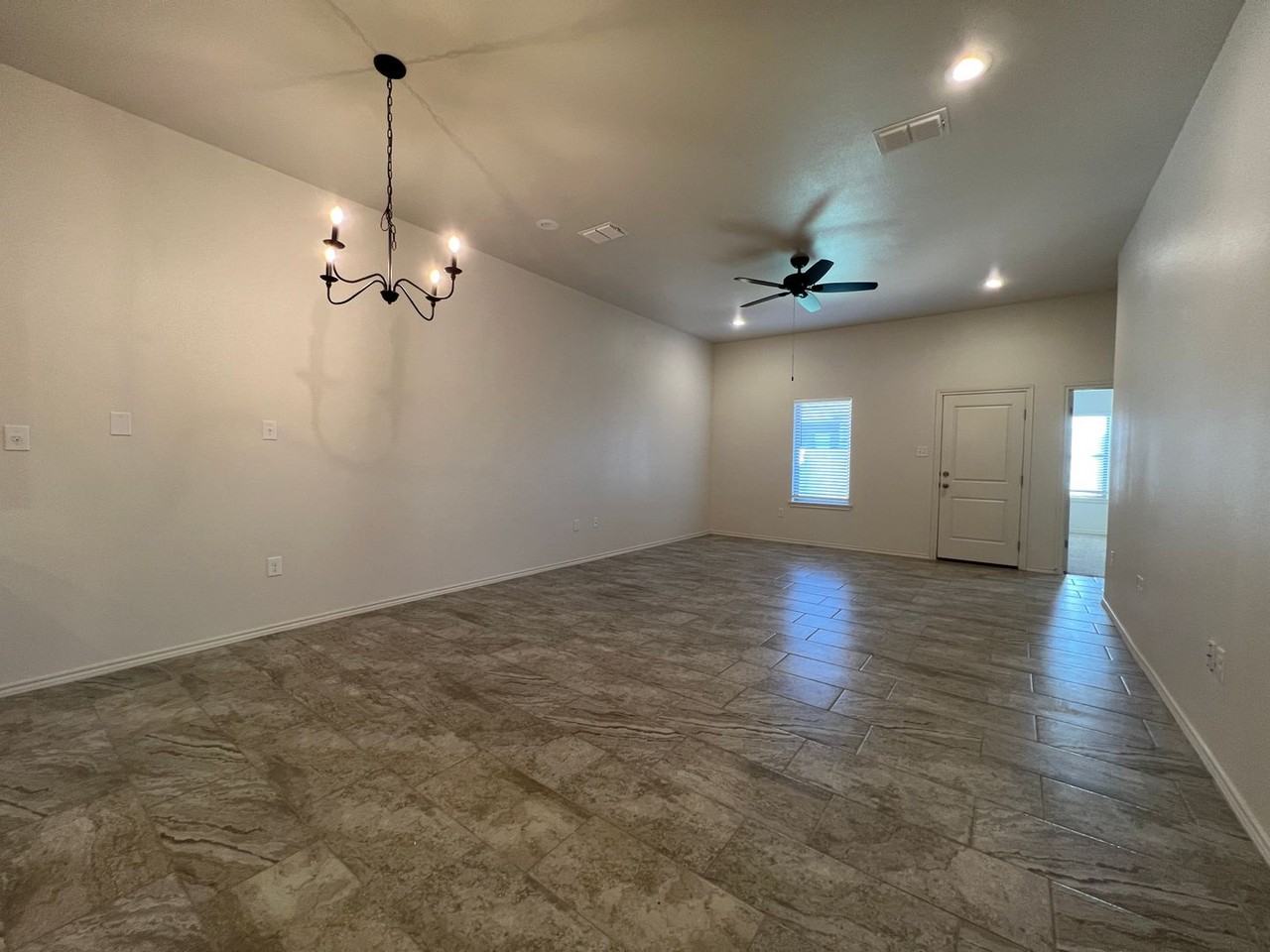 5508 Lehigh Street - Photo 6 of 18