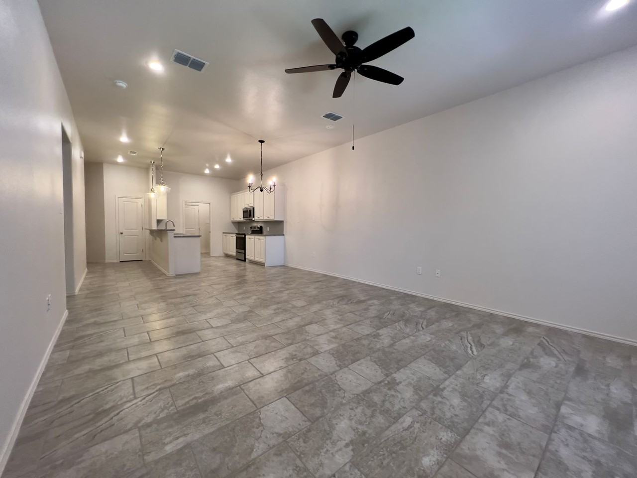 5508 Lehigh Street - Photo 7 of 18