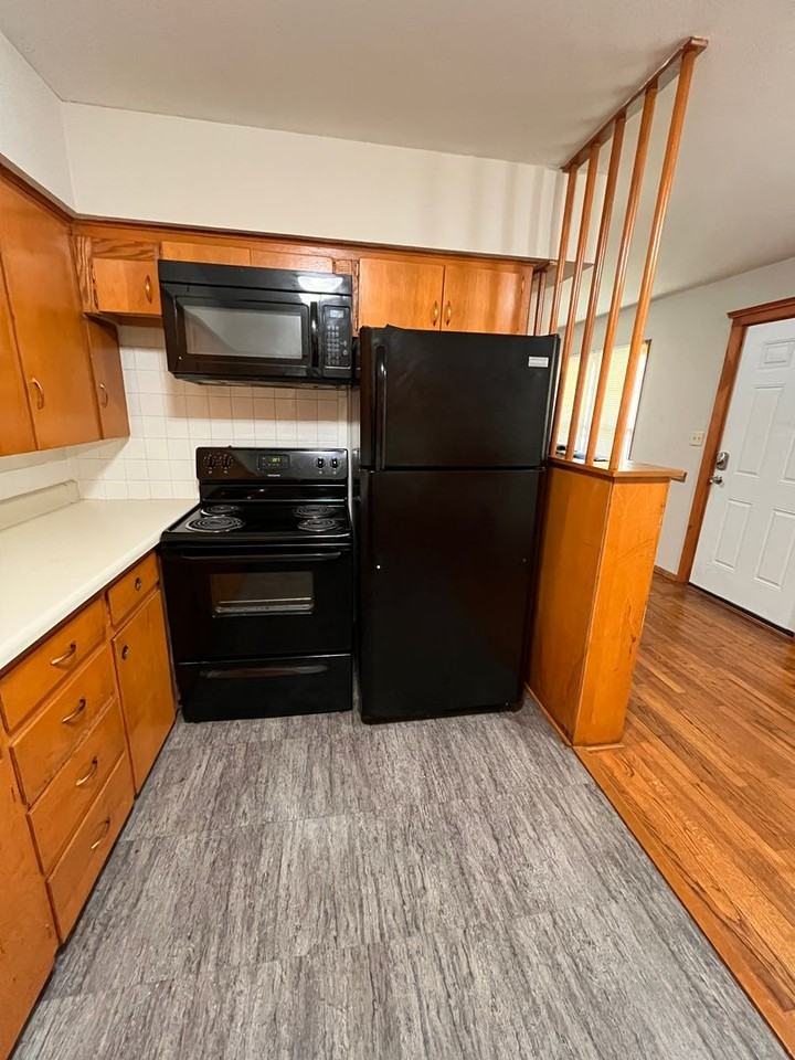 934 E Delmar St - Photo 5 of 23