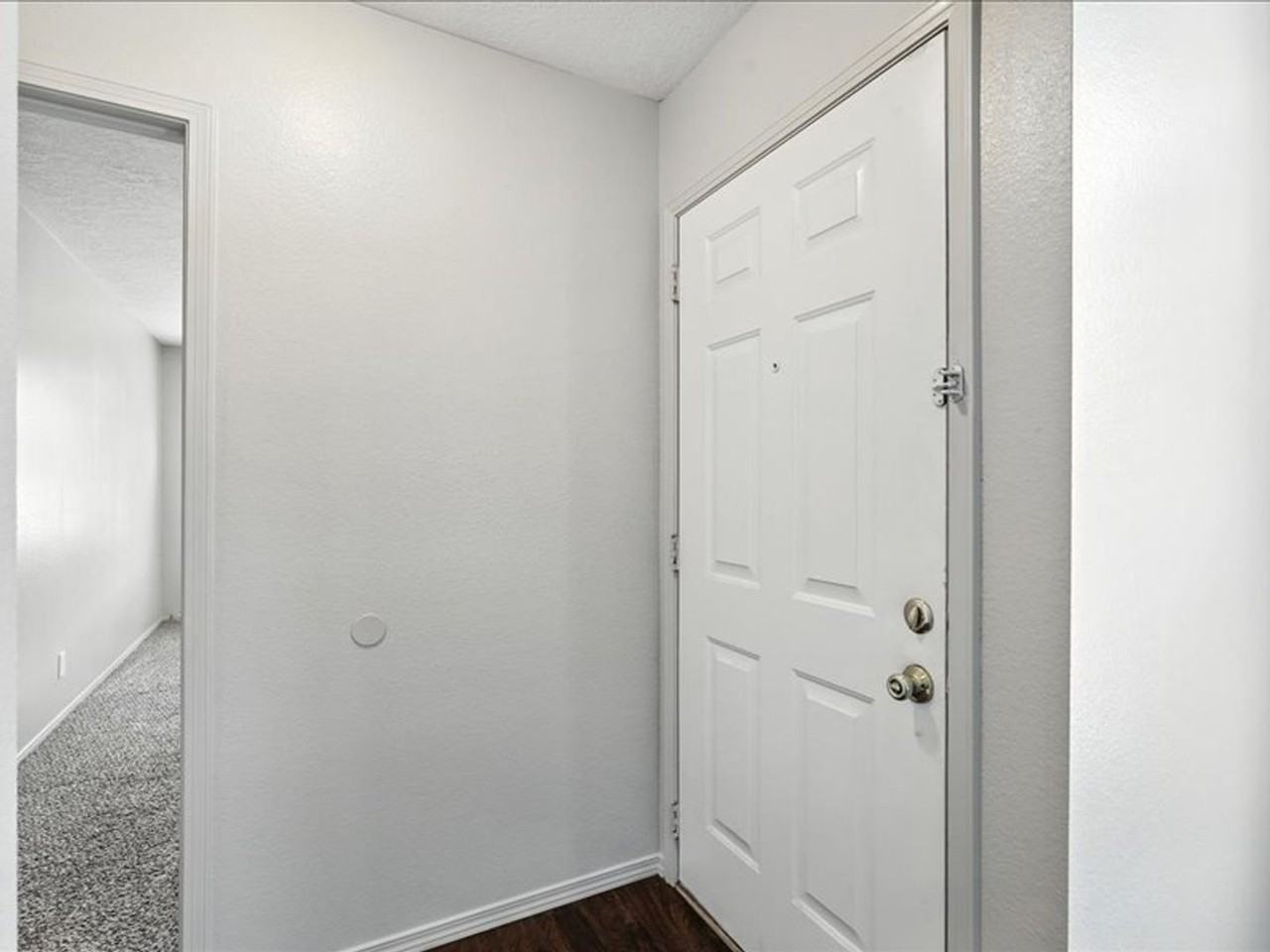 7901 Cockatoo Ln Ne - Photo 5 of 26