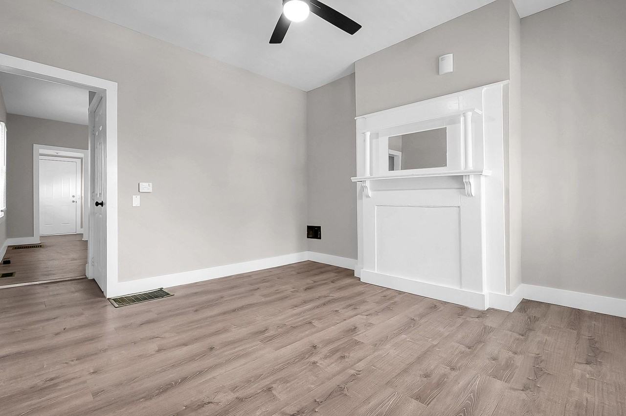 490 East Morrill Avenue - Photo 7 of 28