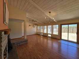 featured image of 2203 Vela St