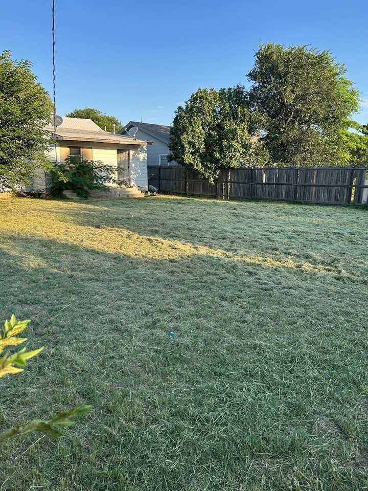 1612 Coffee Street - Photo 2 of 22