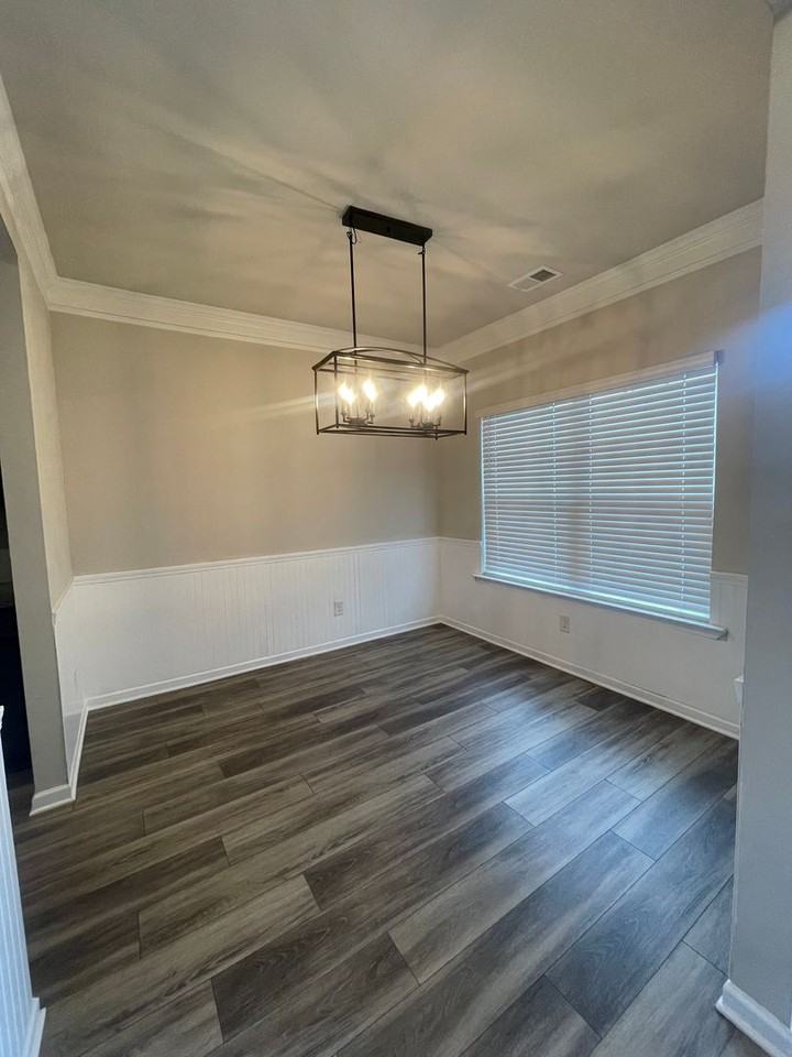 132 Light Ln - Photo 2 of 18