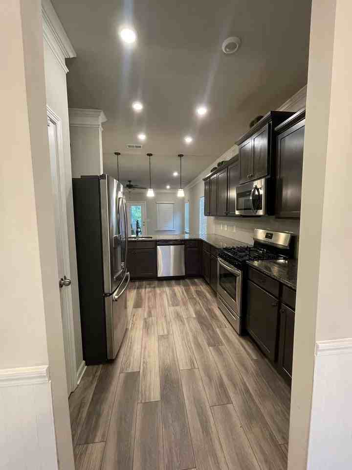 132 Light Ln - Photo 4 of 18