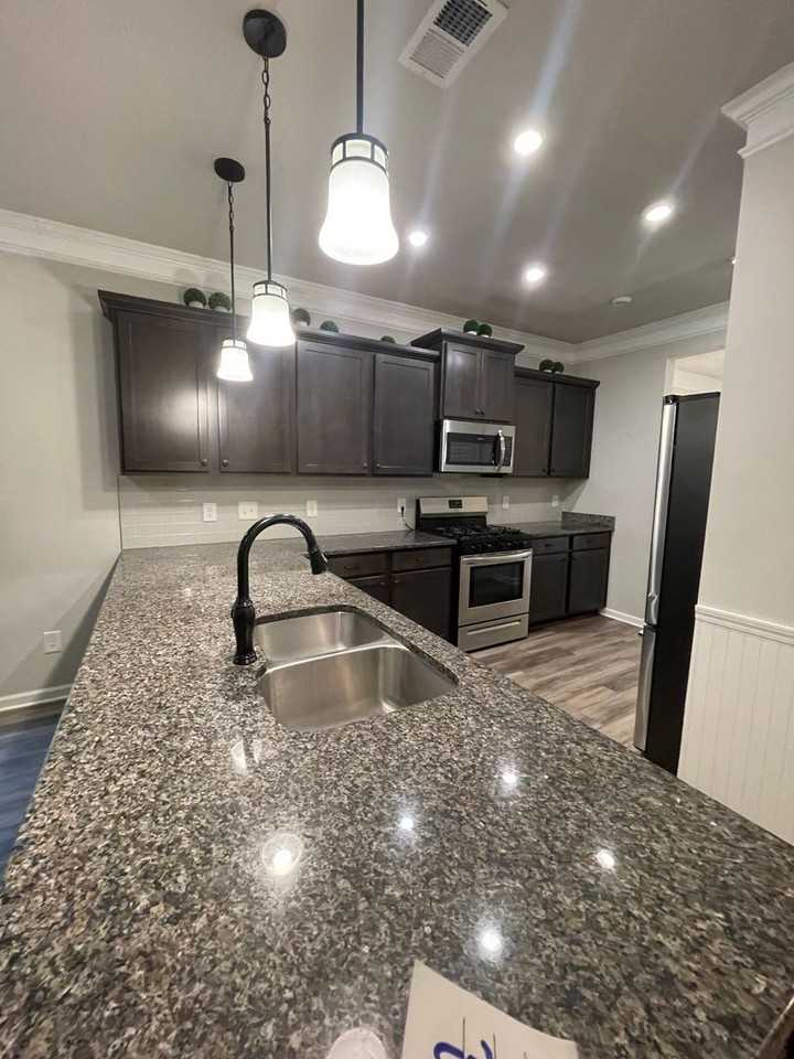 132 Light Ln - Photo 5 of 18