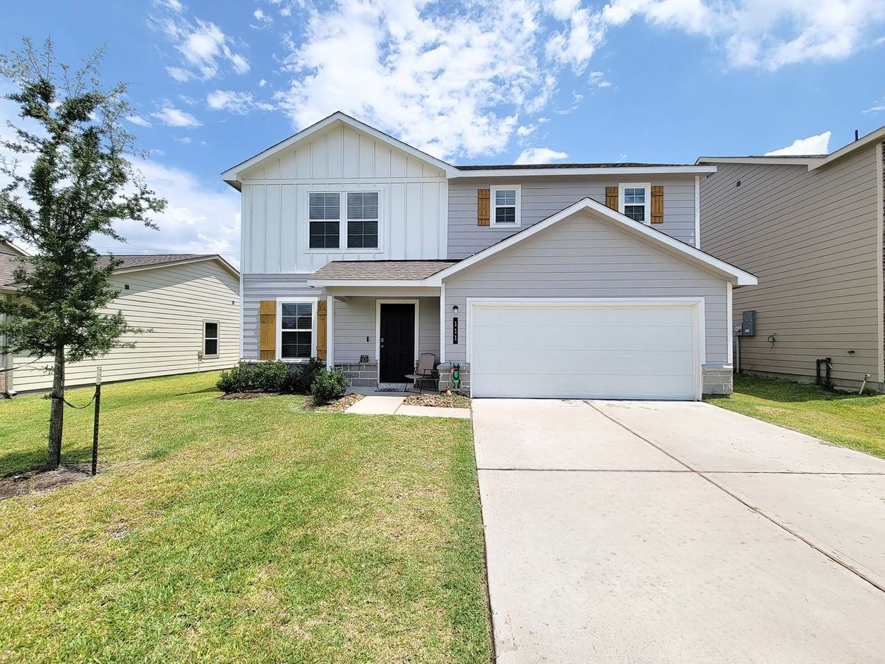 111 Avalon Dr - Photo 2 of 31