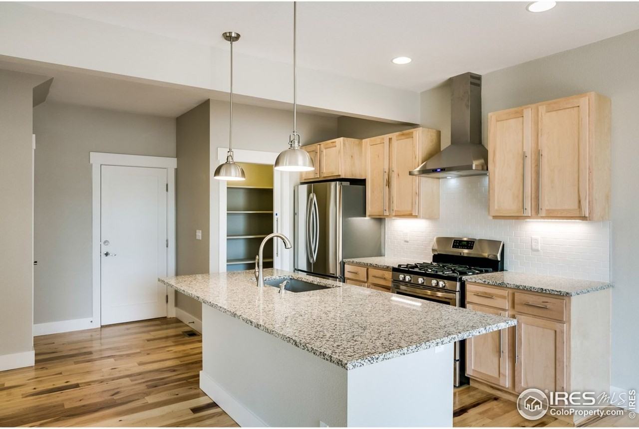 406 East Chester Street #B - Photo 7 of 25