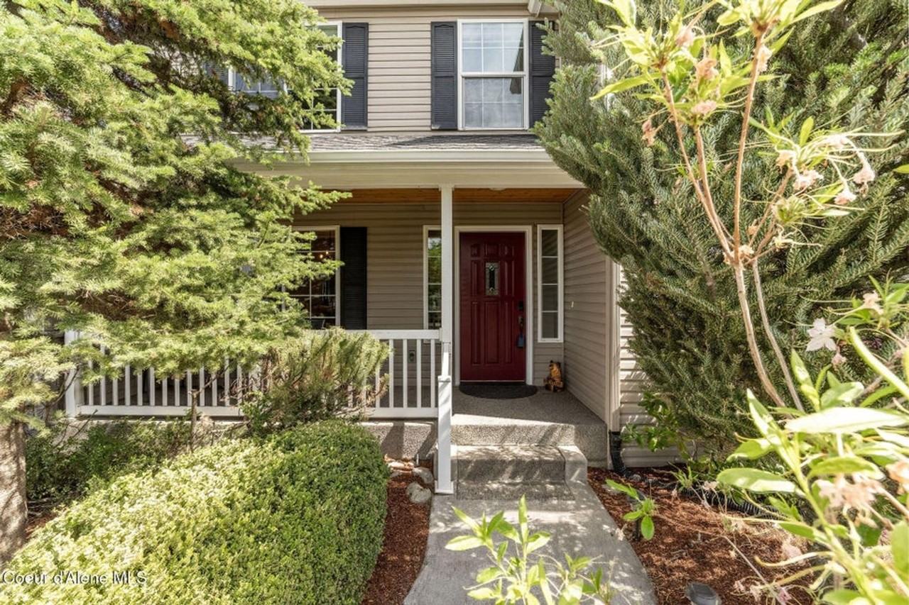 2472 W Warwick Ct - Photo 3 of 36