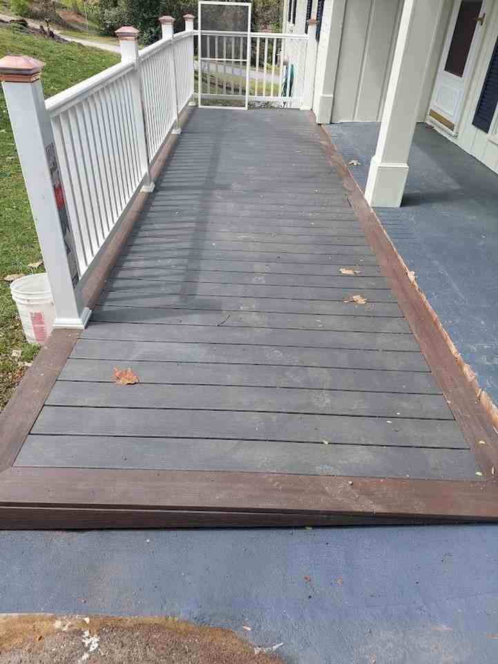 5571 Four Winds Dr Sw - Photo 2 of 20