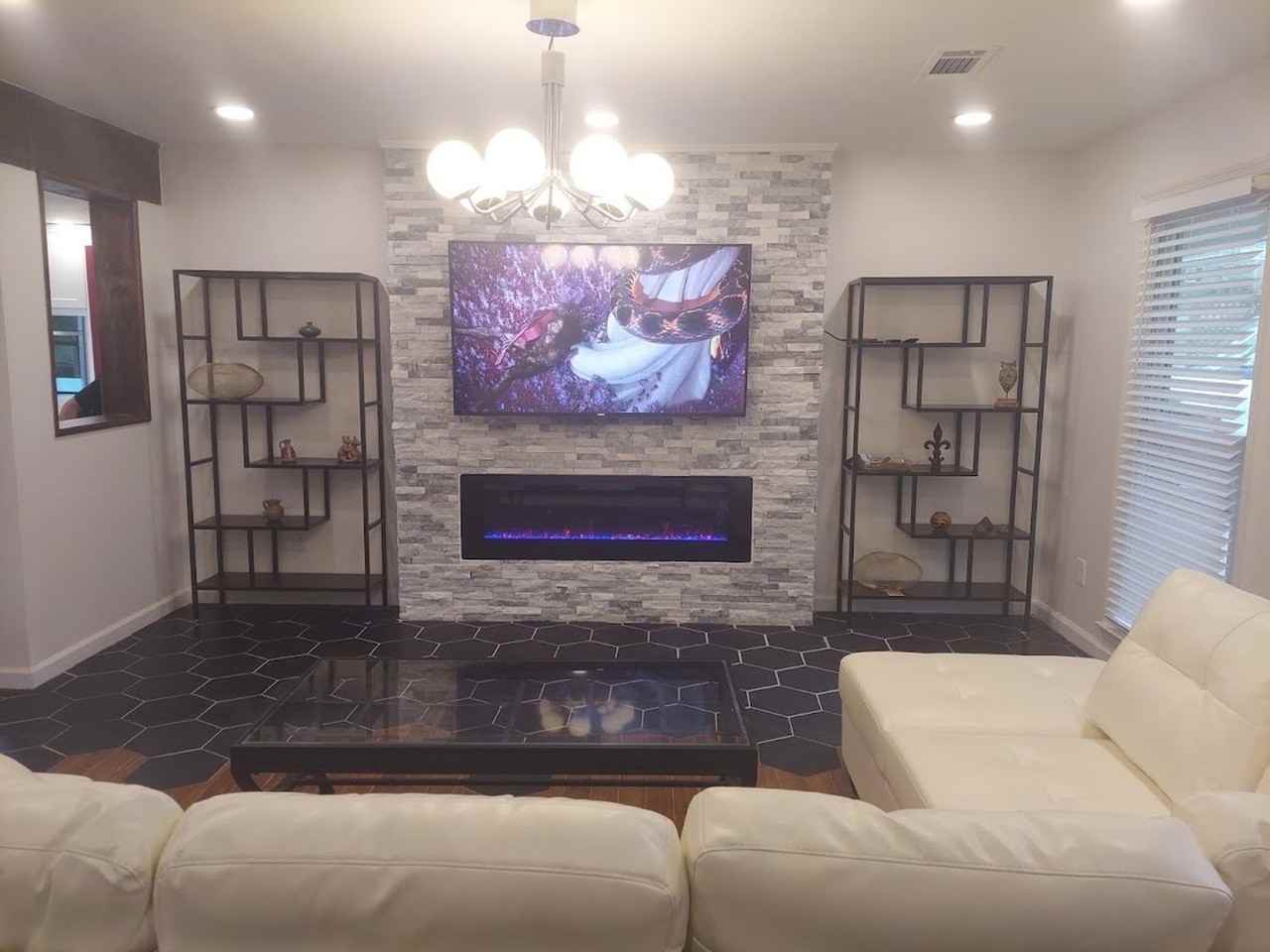 5571 Four Winds Dr Sw - Photo 4 of 20