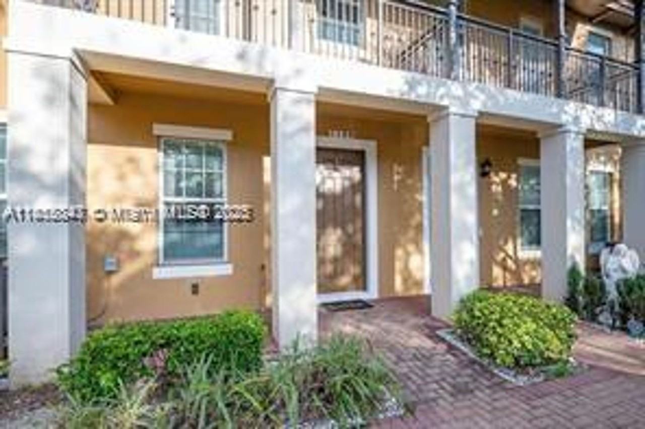 109 Sw 147th Ave - Photo 7 of 22