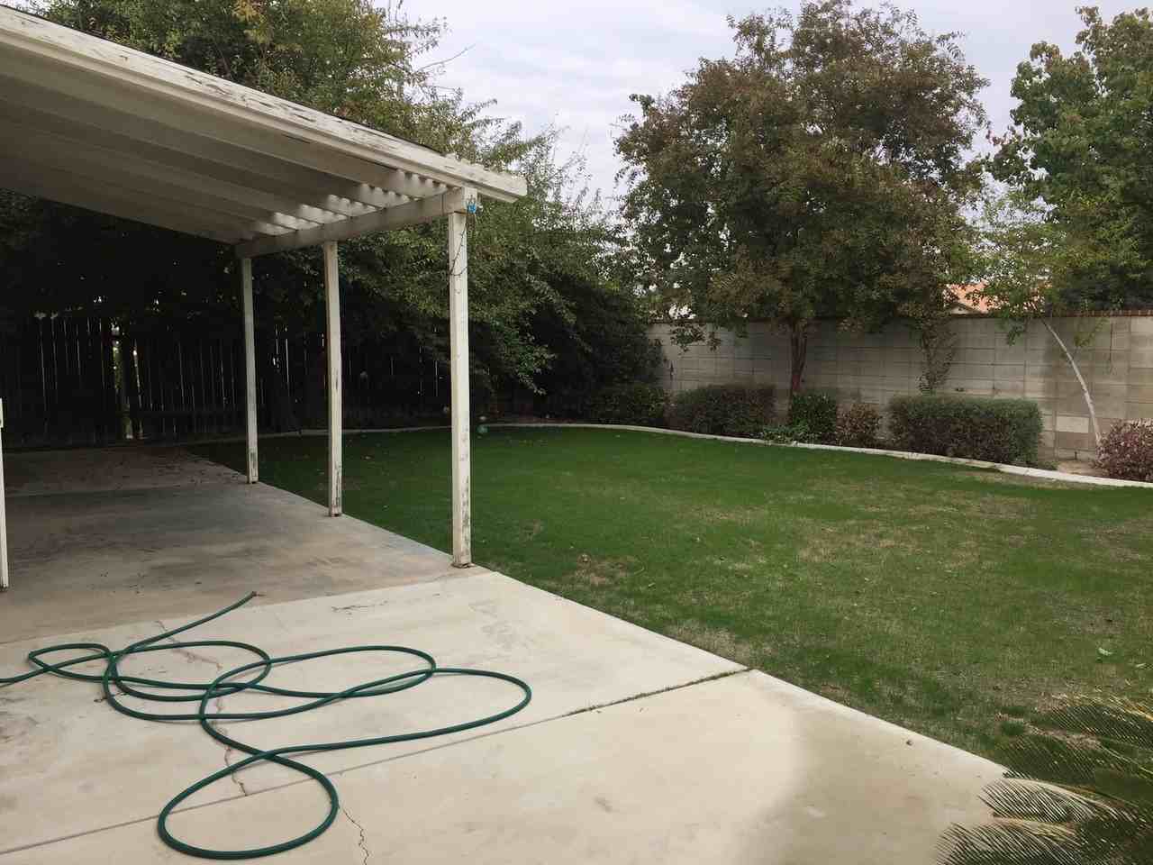 10109 Bay Colony Dr - Photo 3 of 17