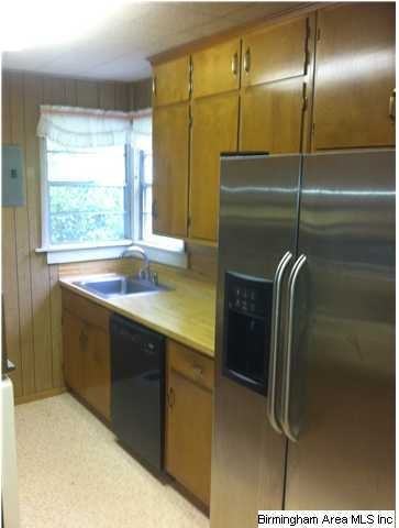 916 Keel St - Photo 4 of 7