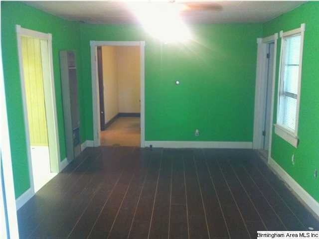 916 Keel St - Photo 5 of 7