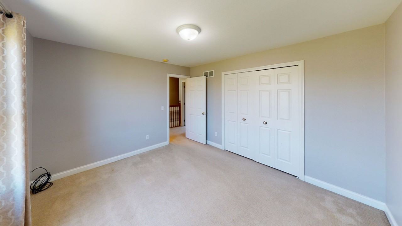 1716 Horseshoe Bend Dr - Photo 2 of 48