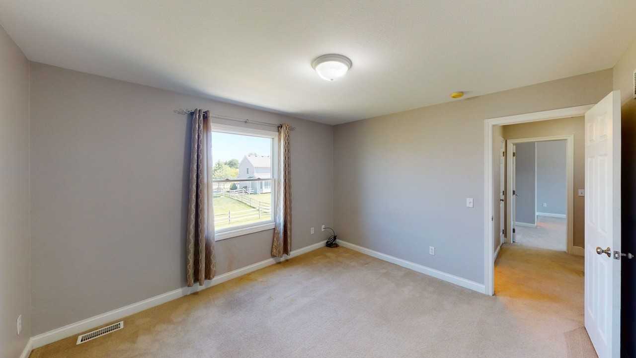 1716 Horseshoe Bend Dr - Photo 3 of 48