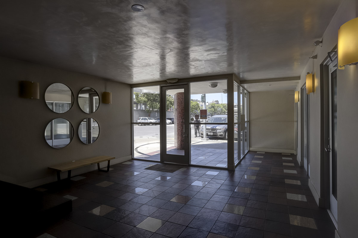 1099 23rd St - Photo 4 of 28