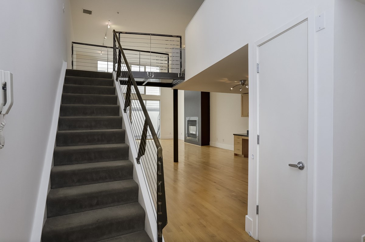 1099 23rd St - Photo 6 of 28
