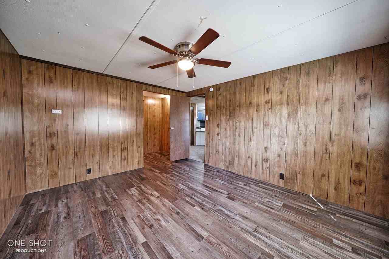 156 Mulberry Rd - Photo 3 of 46