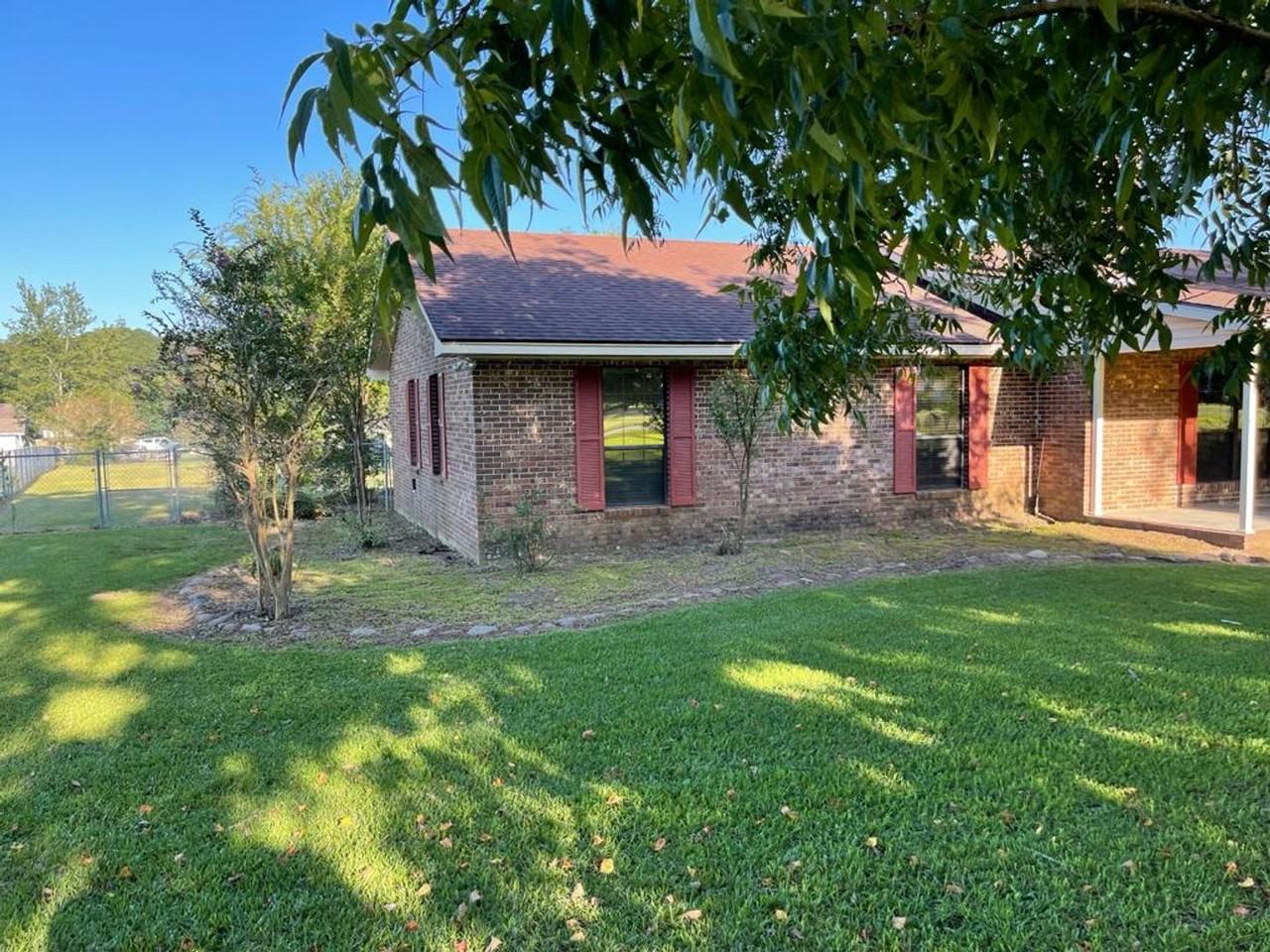 2932 Sutucka Cir - Photo 5 of 24