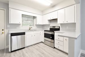 featured image of 3650 Sw 20th Ave