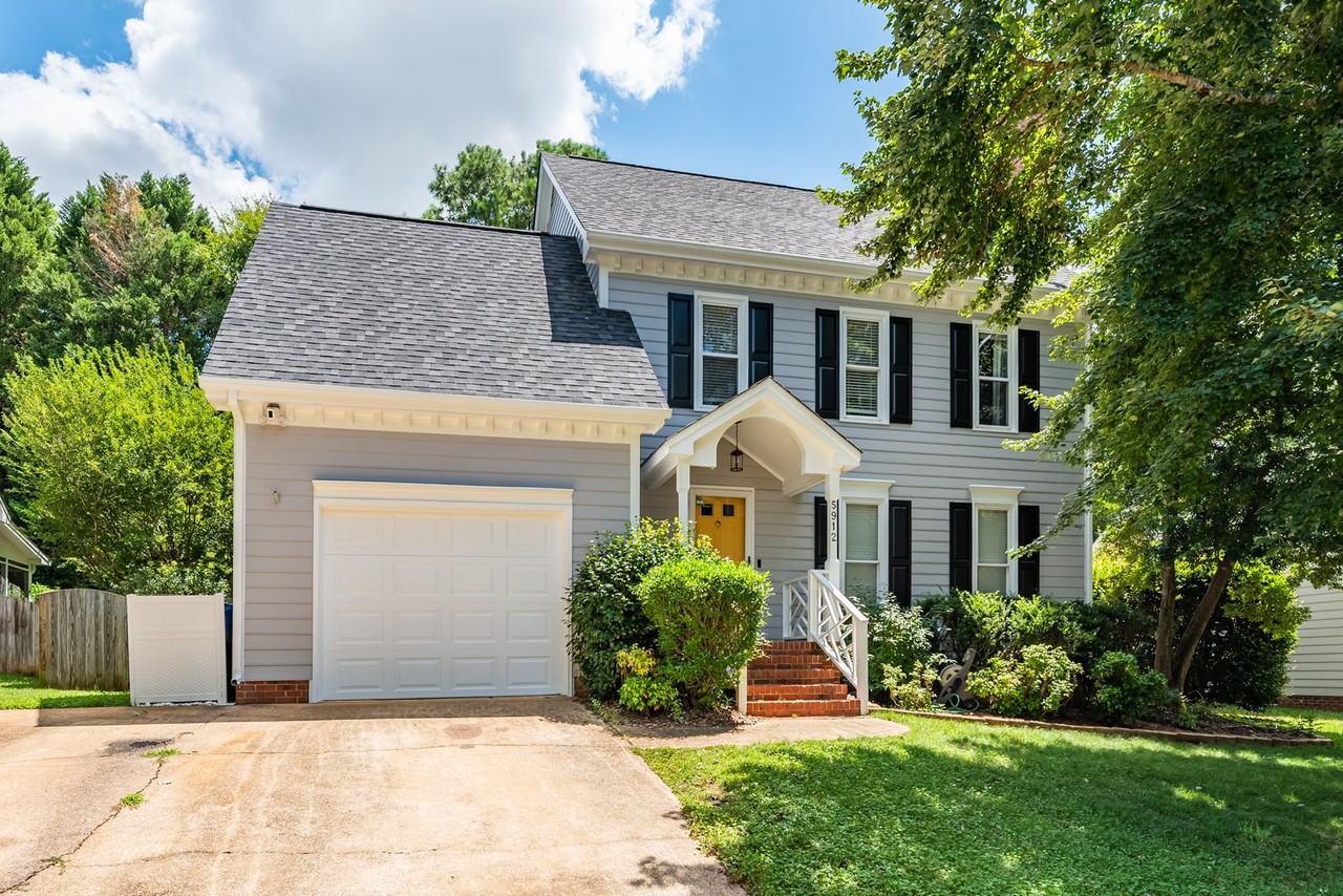 5912 Knollrock Dr - Photo 2 of 21