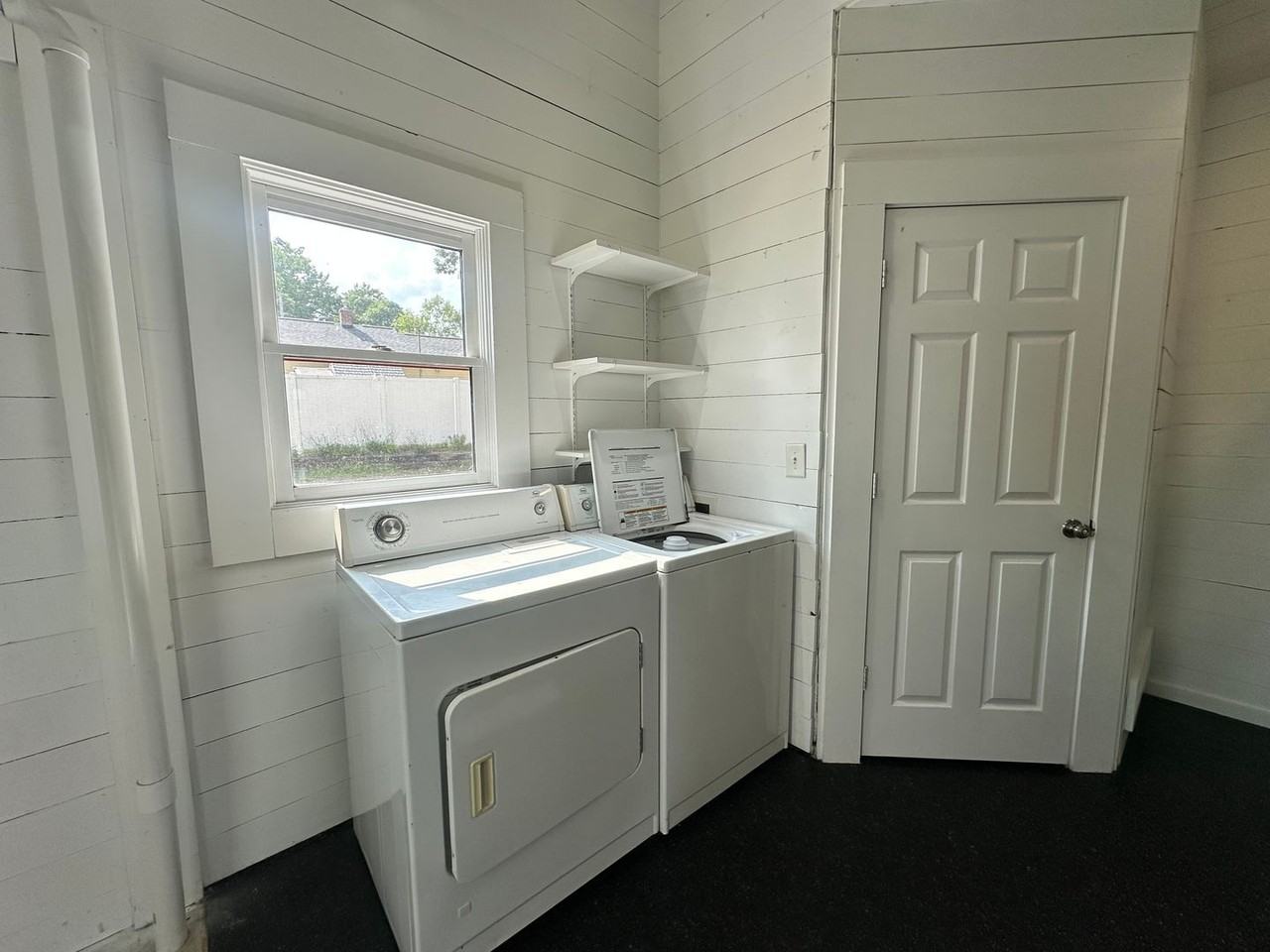14431 Frances Ave - Photo 3 of 14