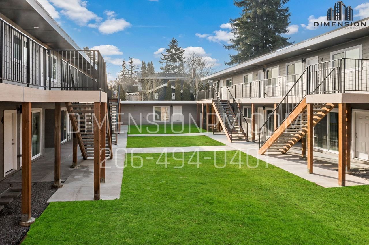 Lincoln Flats - Photo 7 of 34