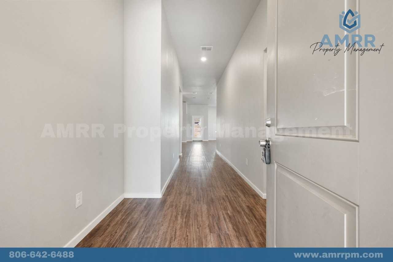 2022 Kenwood Ave - Photo 2 of 24