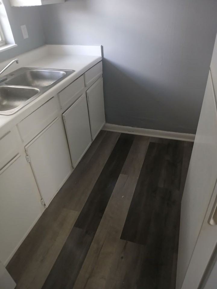 13110 Leisurewood Pl #105 - Photo 3 of 11