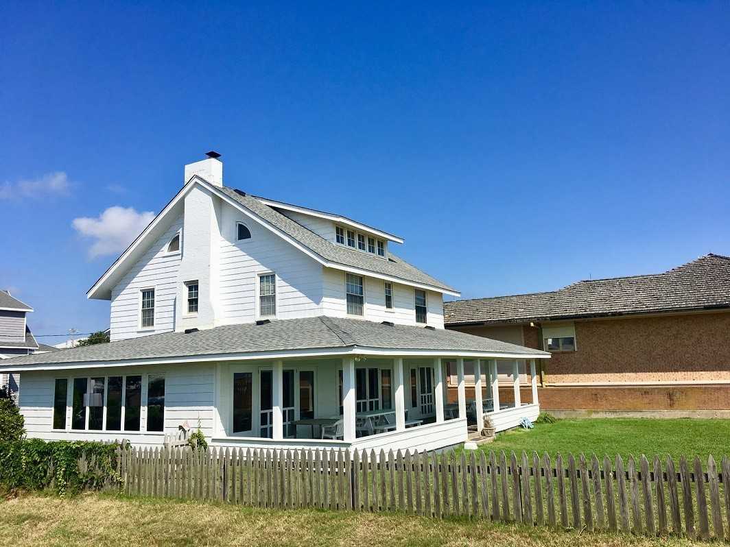 5302 Ocean Front Avenue - Photo 5 of 17