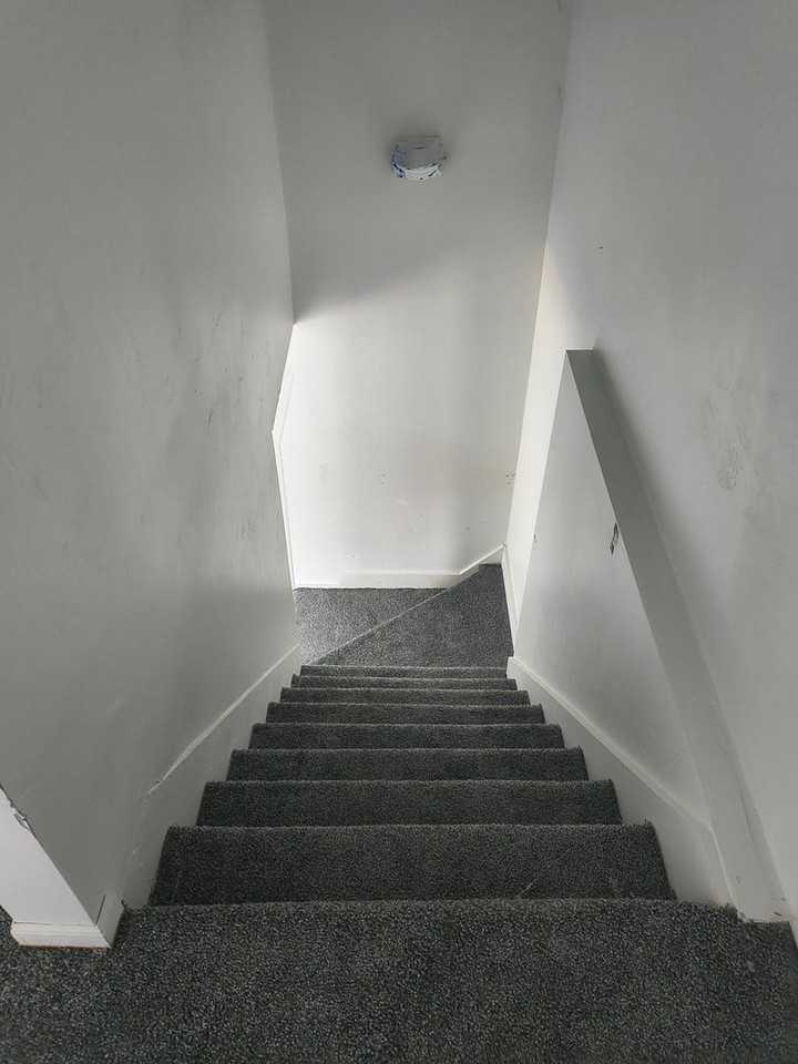 106 S Clay St - Photo 4 of 10