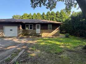633 W Highland Ave - Photo 1 of 1