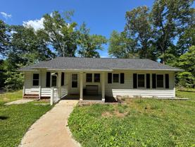 403 Willowside Dr - Photo 1 of 1