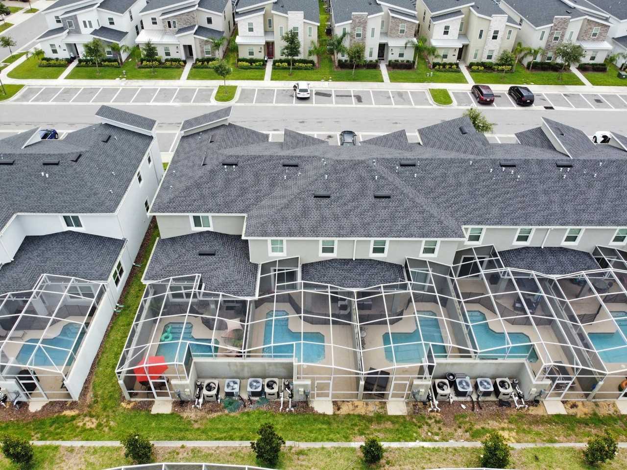 1208 Challenge Dr - Photo 3 of 33