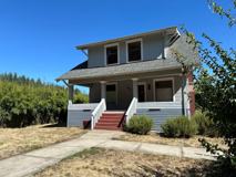 1927 Nw Highway 20 - Photo 1 of 1