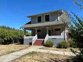 1927 Nw Highway 20 - Photo 1 of 1