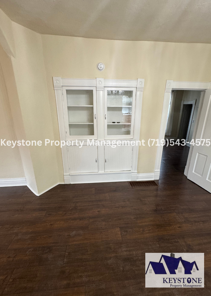 1410 Carteret Ave - Photo 5 of 27