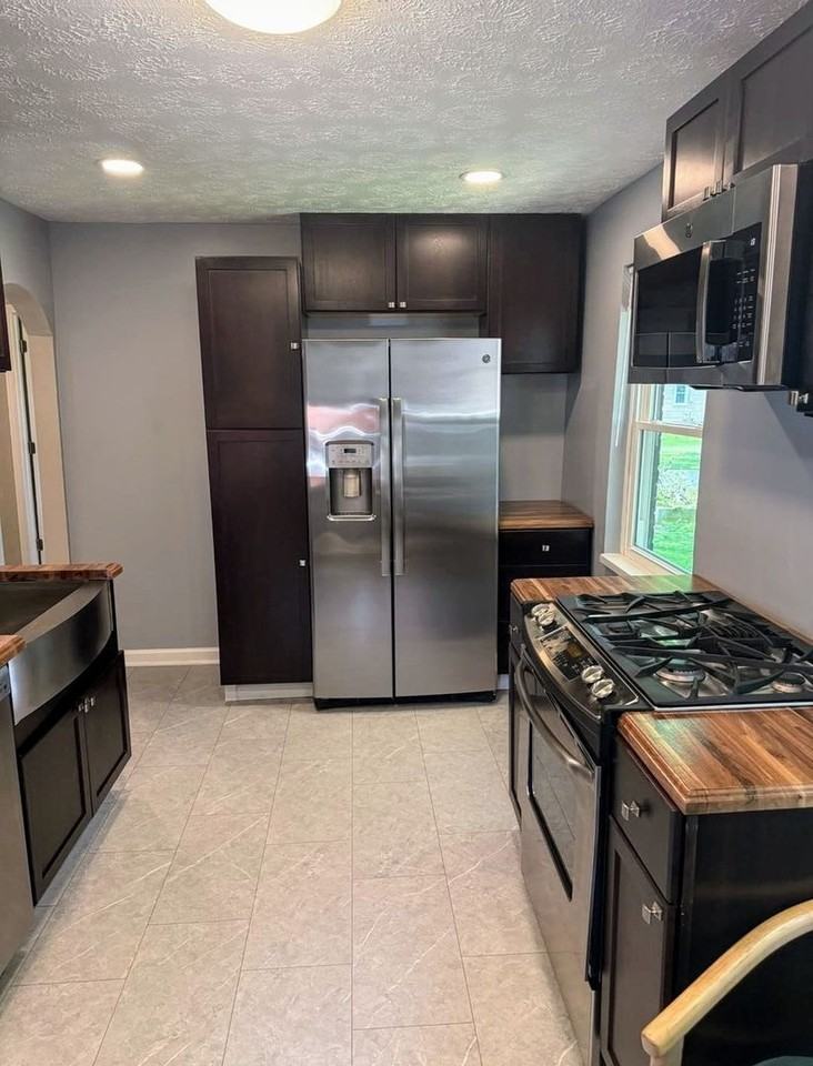 8079 W 3rd St - Photo 5 of 21