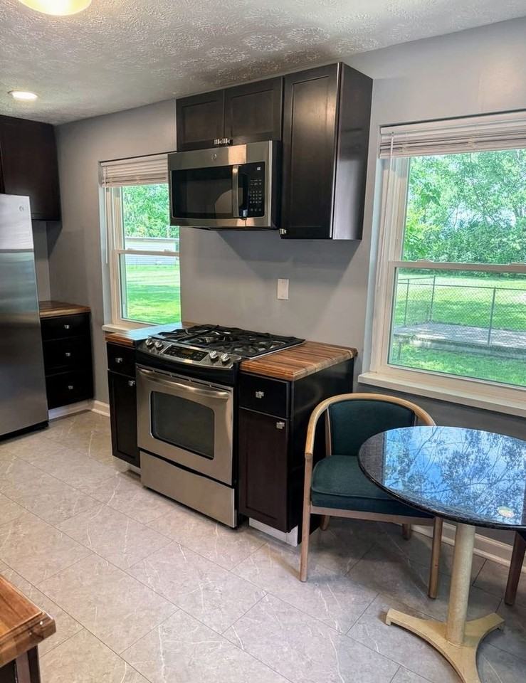 8079 W 3rd St - Photo 7 of 21